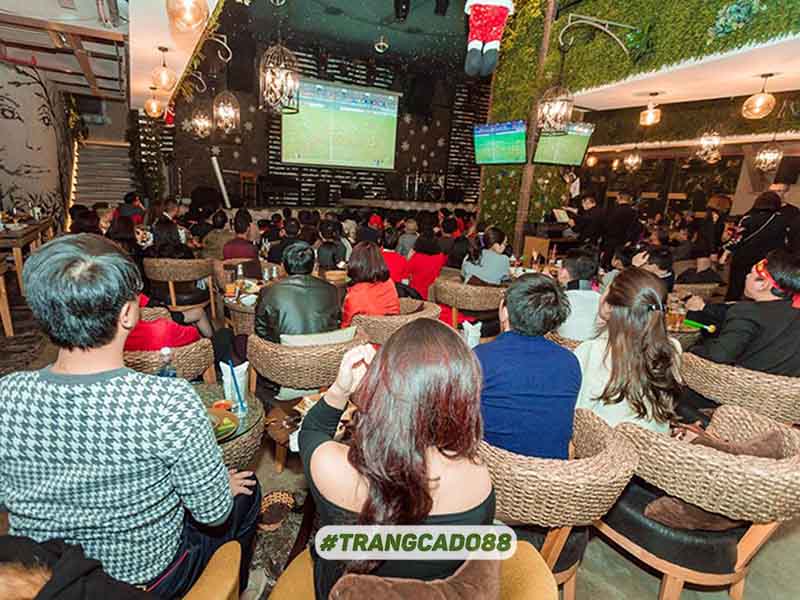 Top 10 quán cà phê xem bóng đá